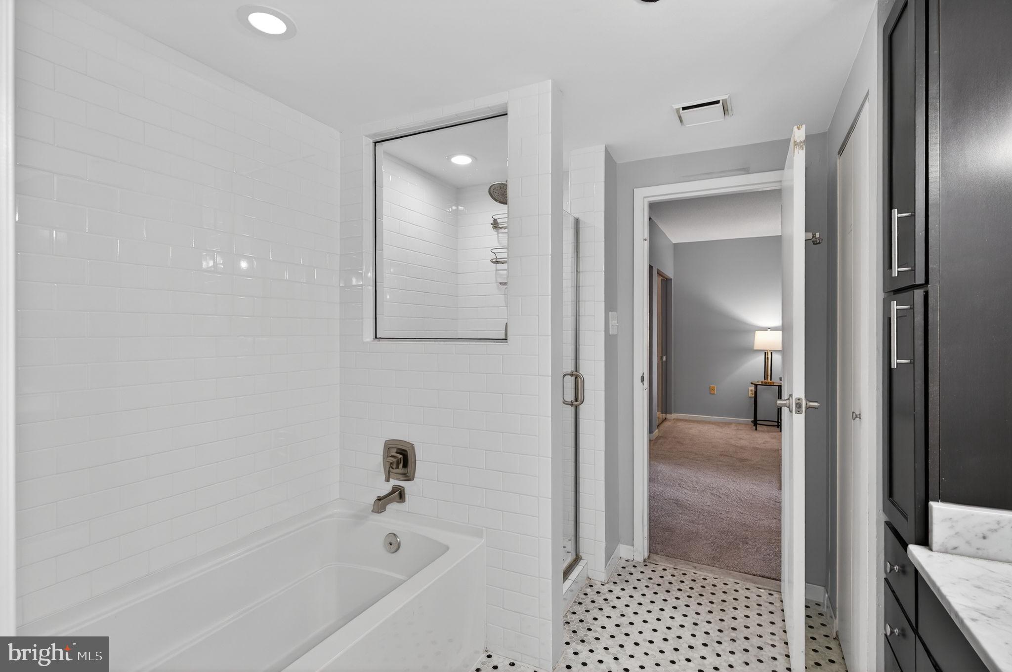 1530 Key Boulevard, Unit 327 Arlington, VA 22209 - Photo 22 of 41