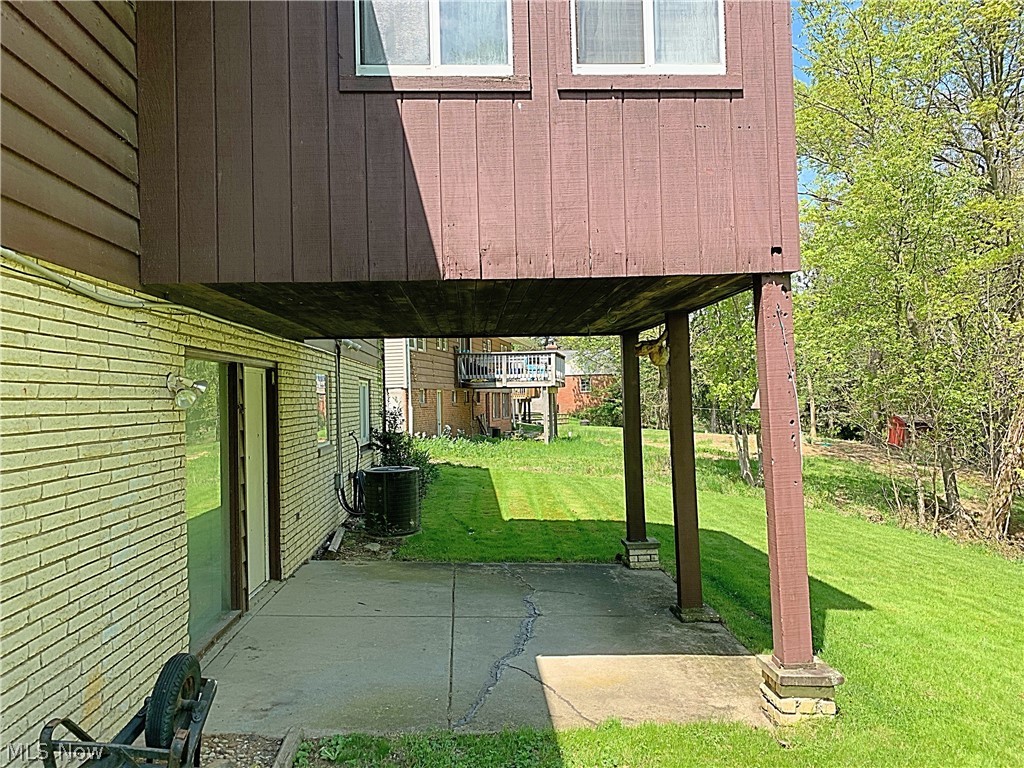 7597 Webster Road Cleveland, OH 44130 - Photo 13 of 22 Gallery Image 13