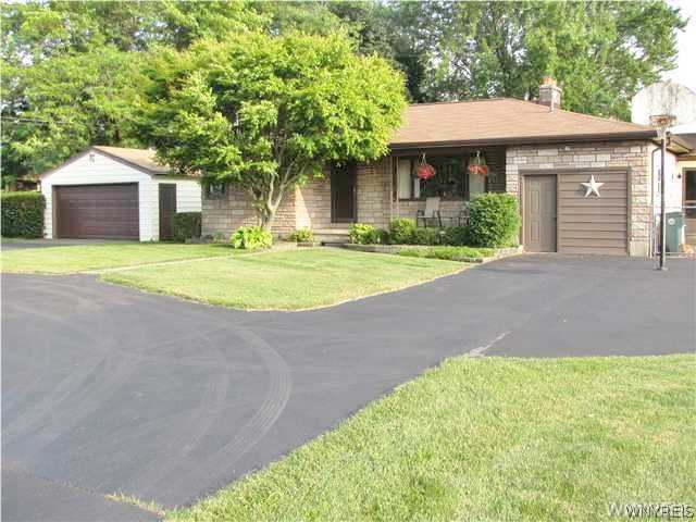 2776 Lockport Road Wheatfield, NY 14132 - Photo 1 of 1 Exterior Front