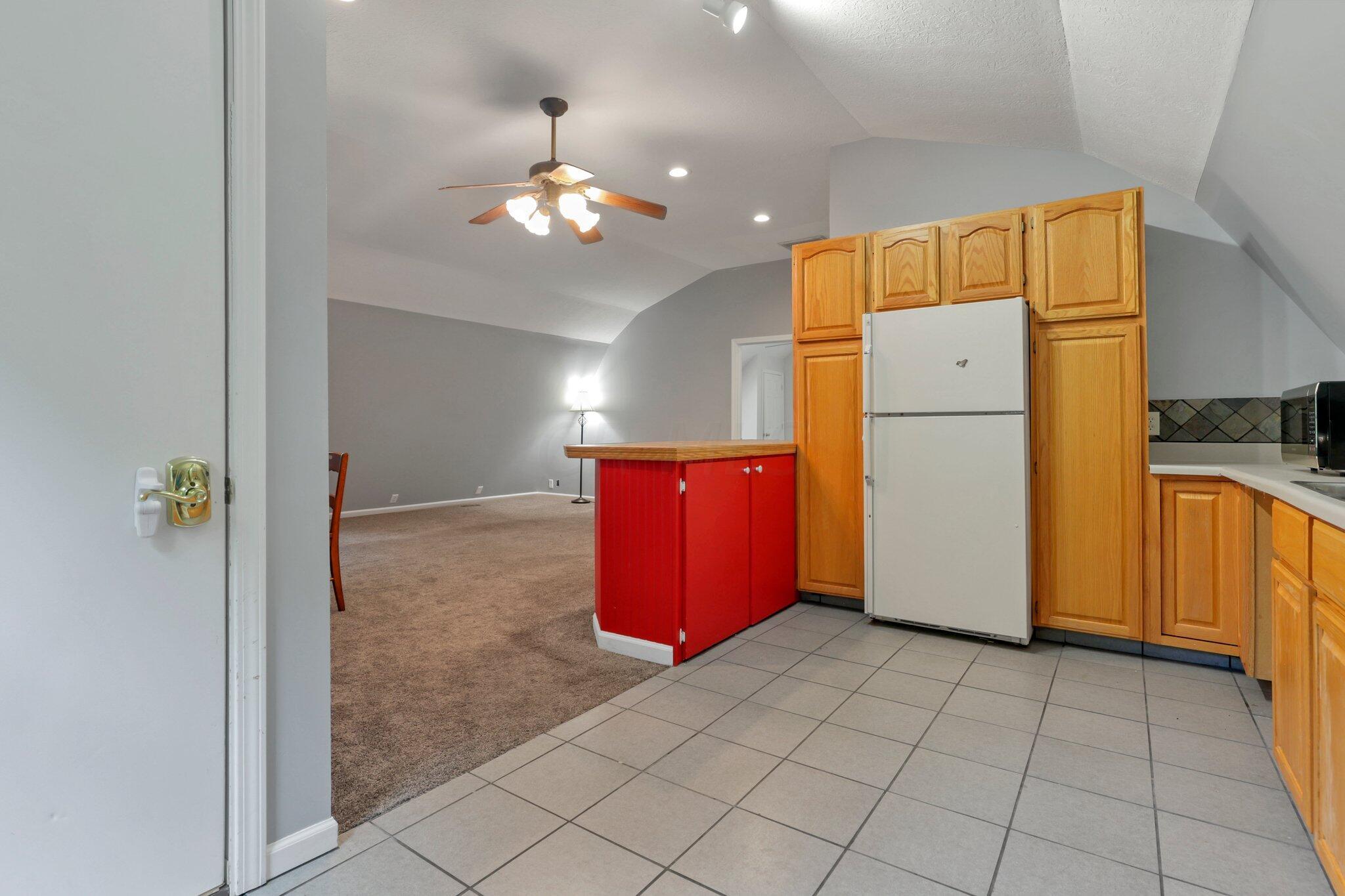 5251 Lithopolis Road Northwest Lancaster, OH 43130 - Photo 42 of 59 Full kitchen