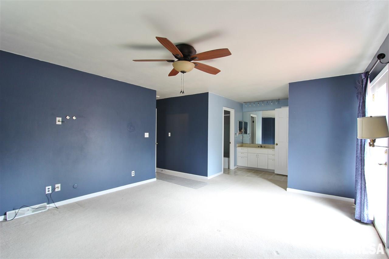 6725 North Post Oak Road Peoria, IL 61615 - Photo 22 of 36 Gallery Image 22