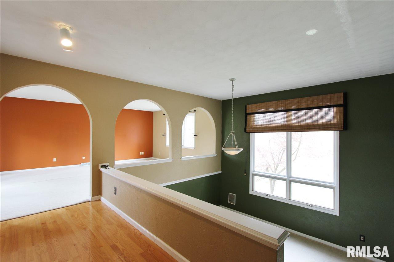 6725 North Post Oak Road Peoria, IL 61615 - Photo 29 of 36 Gallery Image 29