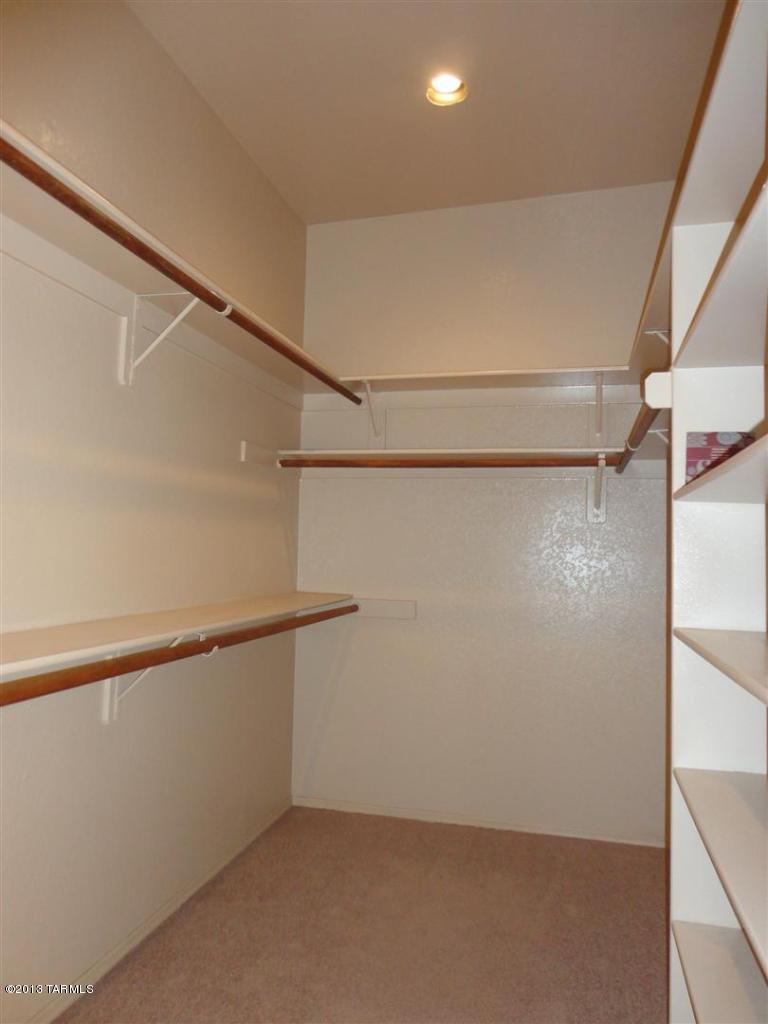 1429 North Bank Swallow Road Green Valley, AZ 85614 - Photo 11 of 34 a view of small space