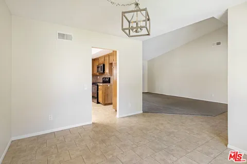 $625,000 | 44122 Village 44, Camarillo, CA 93012