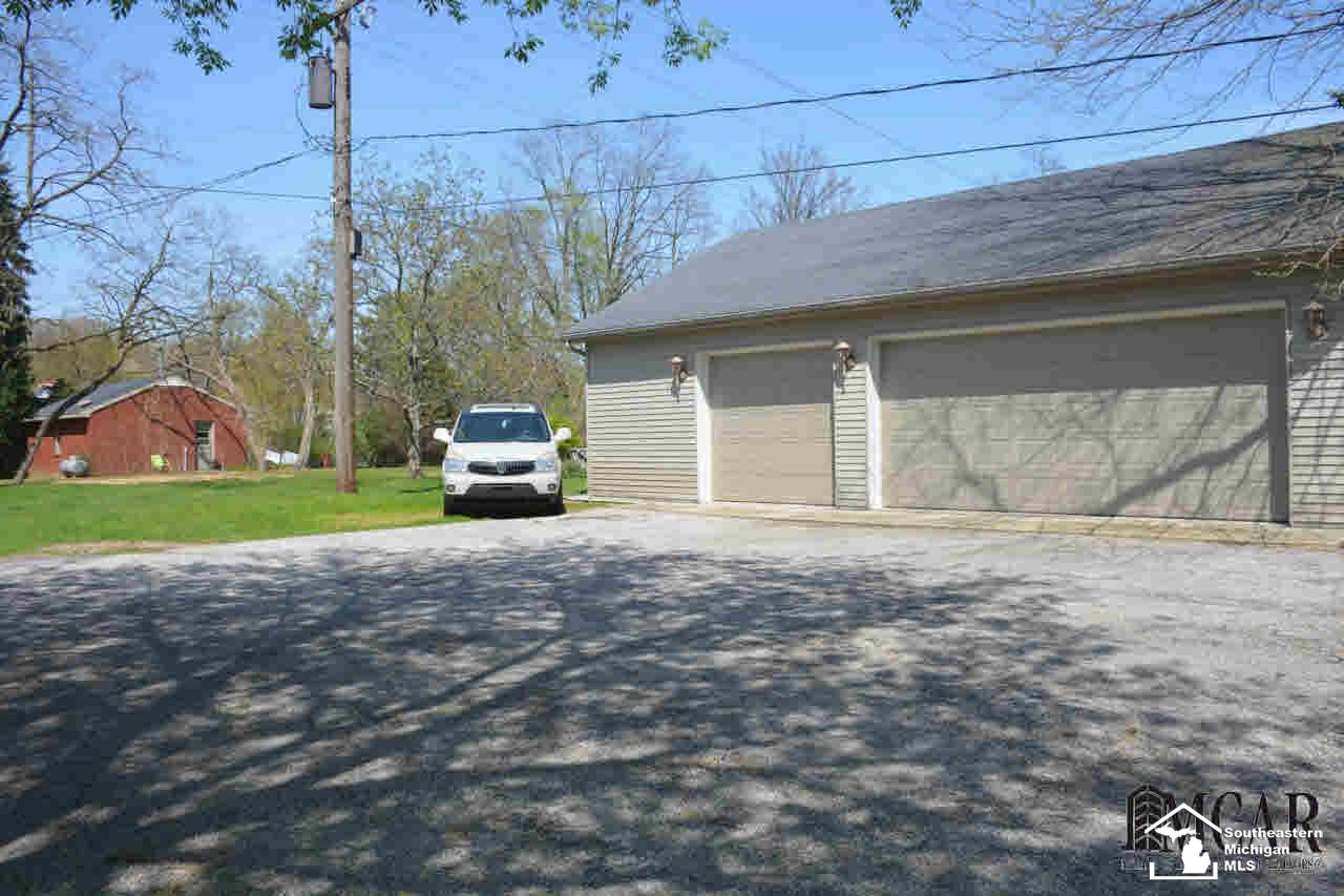 2010 Lakeside Road Erie, MI 48133 - Photo 28 of 40 Detached Garage