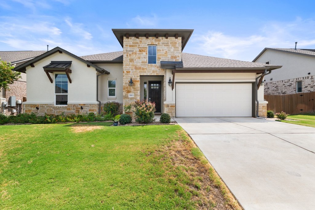 5913 Cimarron Rdg Lane Austin, TX 78738 - Photo 1 of 36 Gallery Image 1