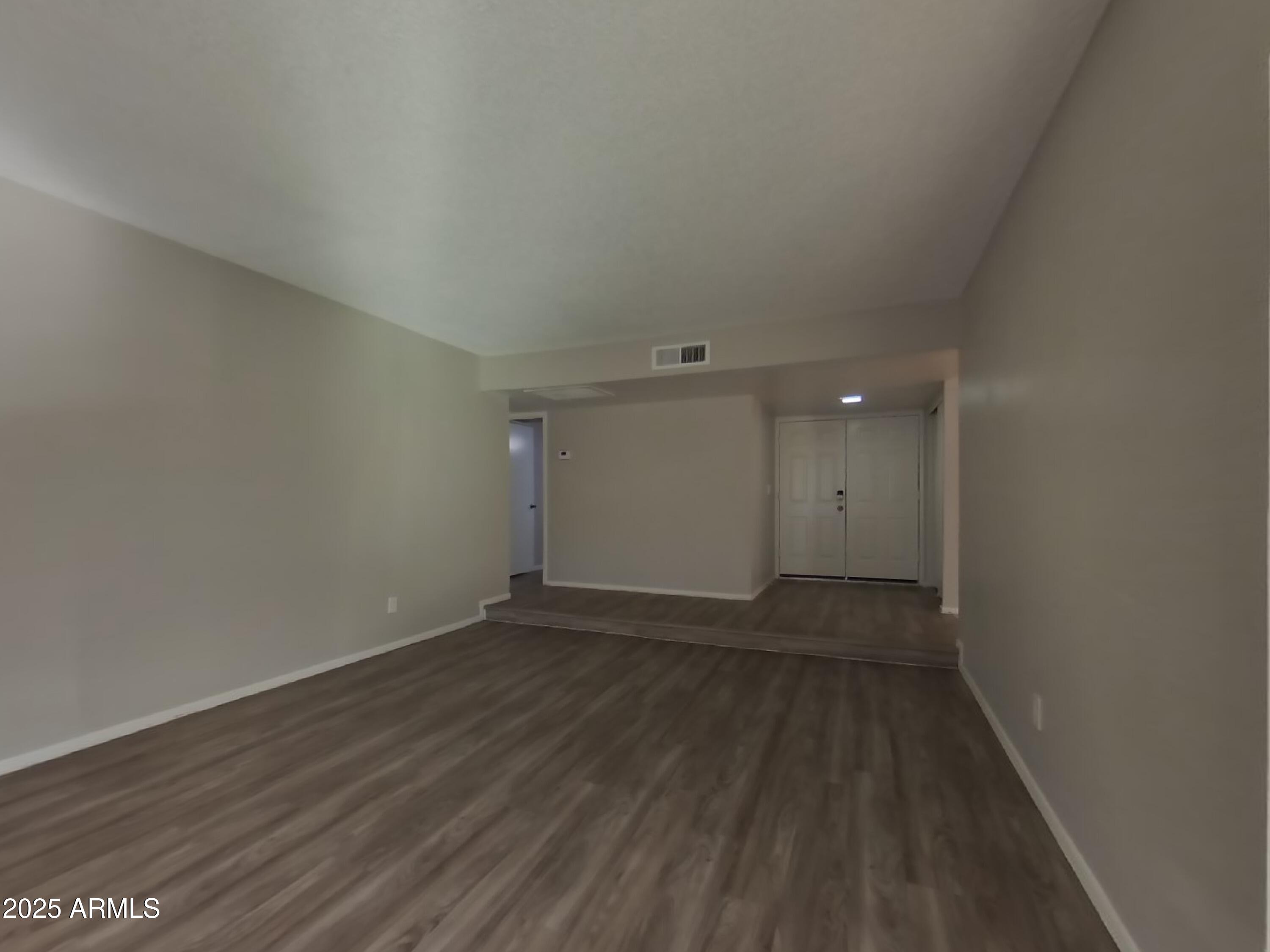 5819 West Grovers Avenue Glendale, AZ 85308 - Photo 3 of 19 2_Image_AyEpBNl1Le