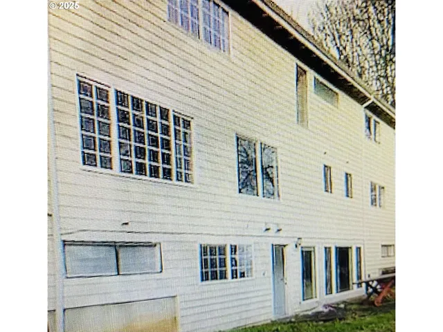 $839,000 | 1660 Southwest Royal Drive, West Linn, OR 97068