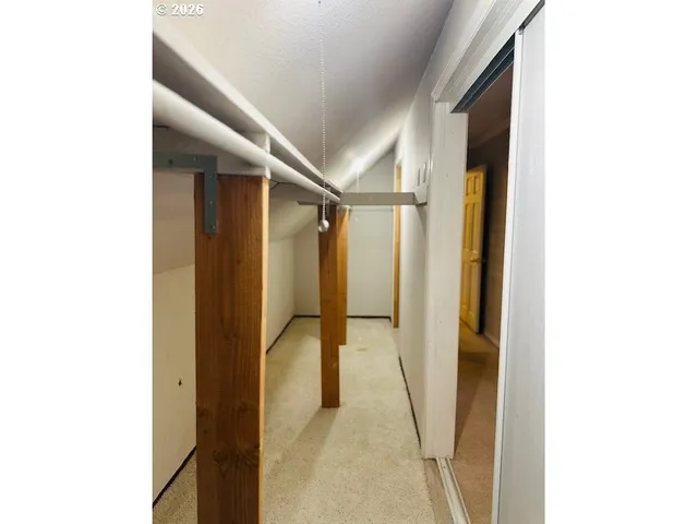 $814,900 | 1660 Southwest Royal Drive, West Linn, OR 97068