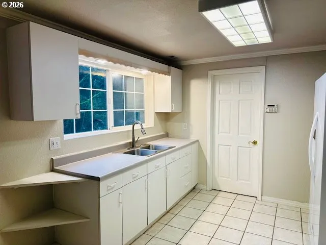 $814,900 | 1660 Southwest Royal Drive, West Linn, OR 97068