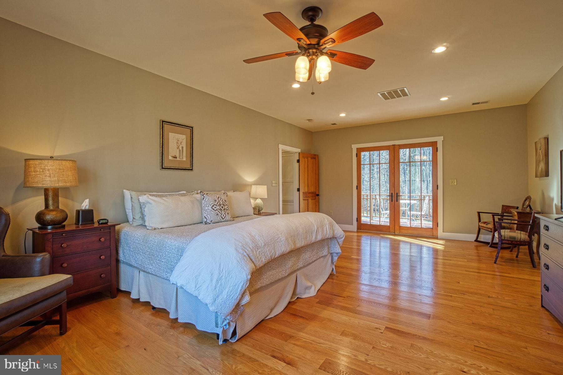 20769 Blue Ridge Mountain Road Paris, VA 20130 - Photo 32 of 63 Second level primary bedroom w/walk out balcony