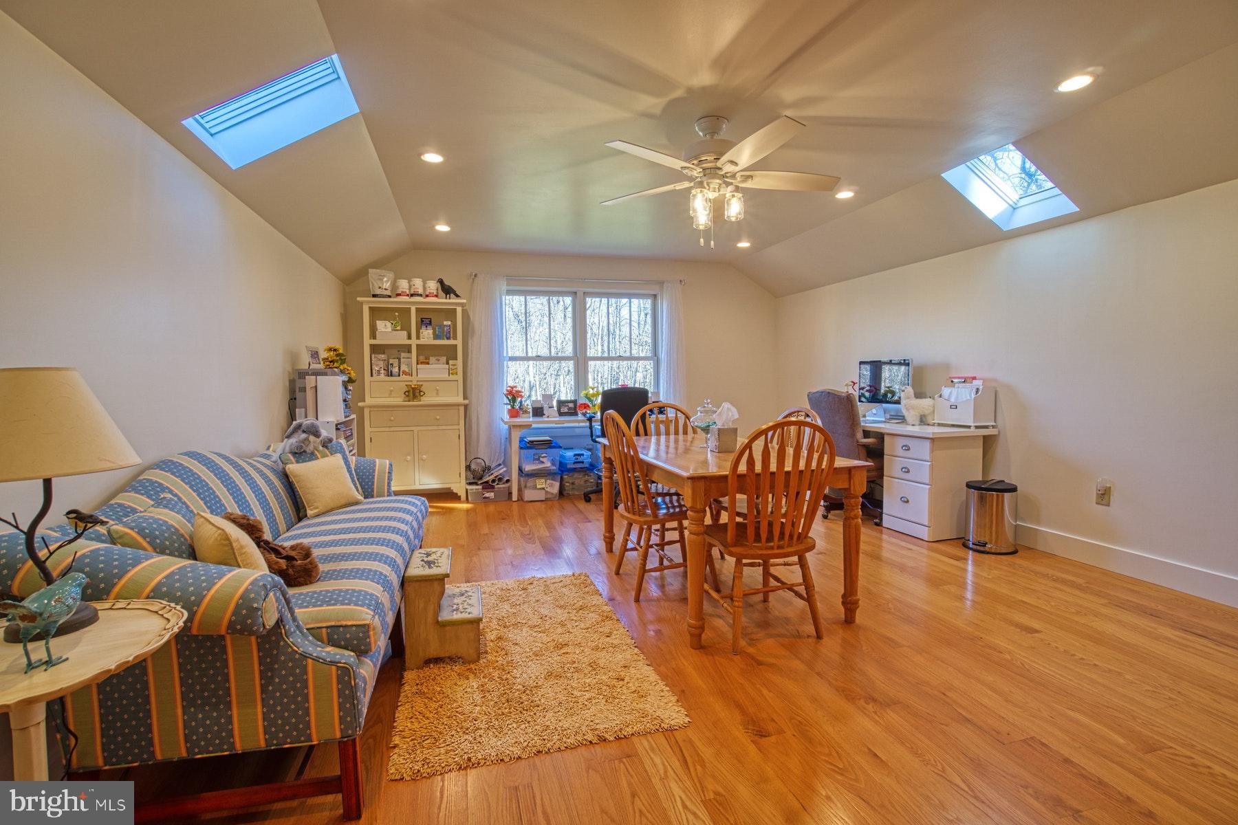 20769 Blue Ridge Mountain Road Paris, VA 20130 - Photo 42 of 63 Office suite with separate entrance & half bath