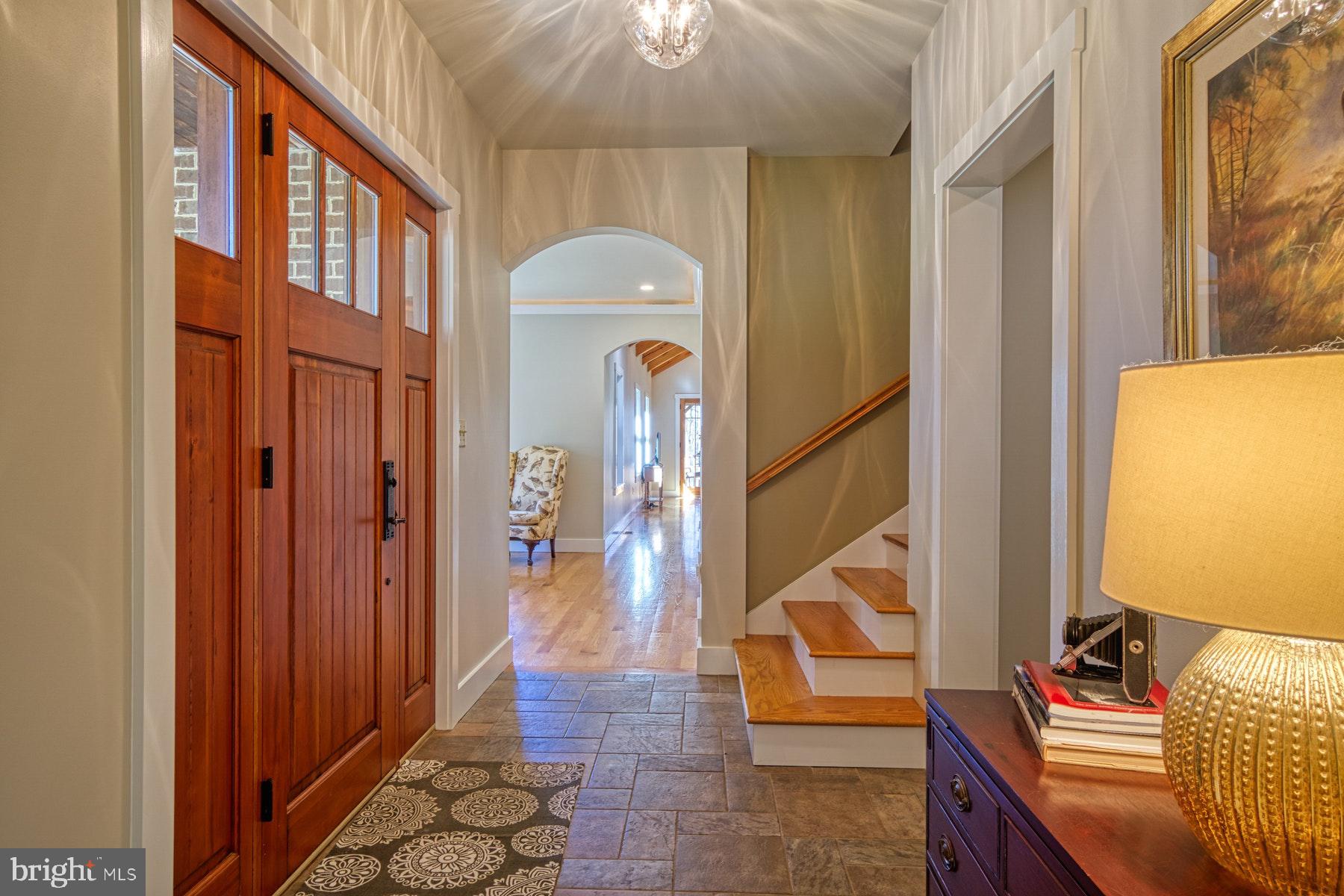 20769 Blue Ridge Mountain Road Paris, VA 20130 - Photo 9 of 63 Entry hall