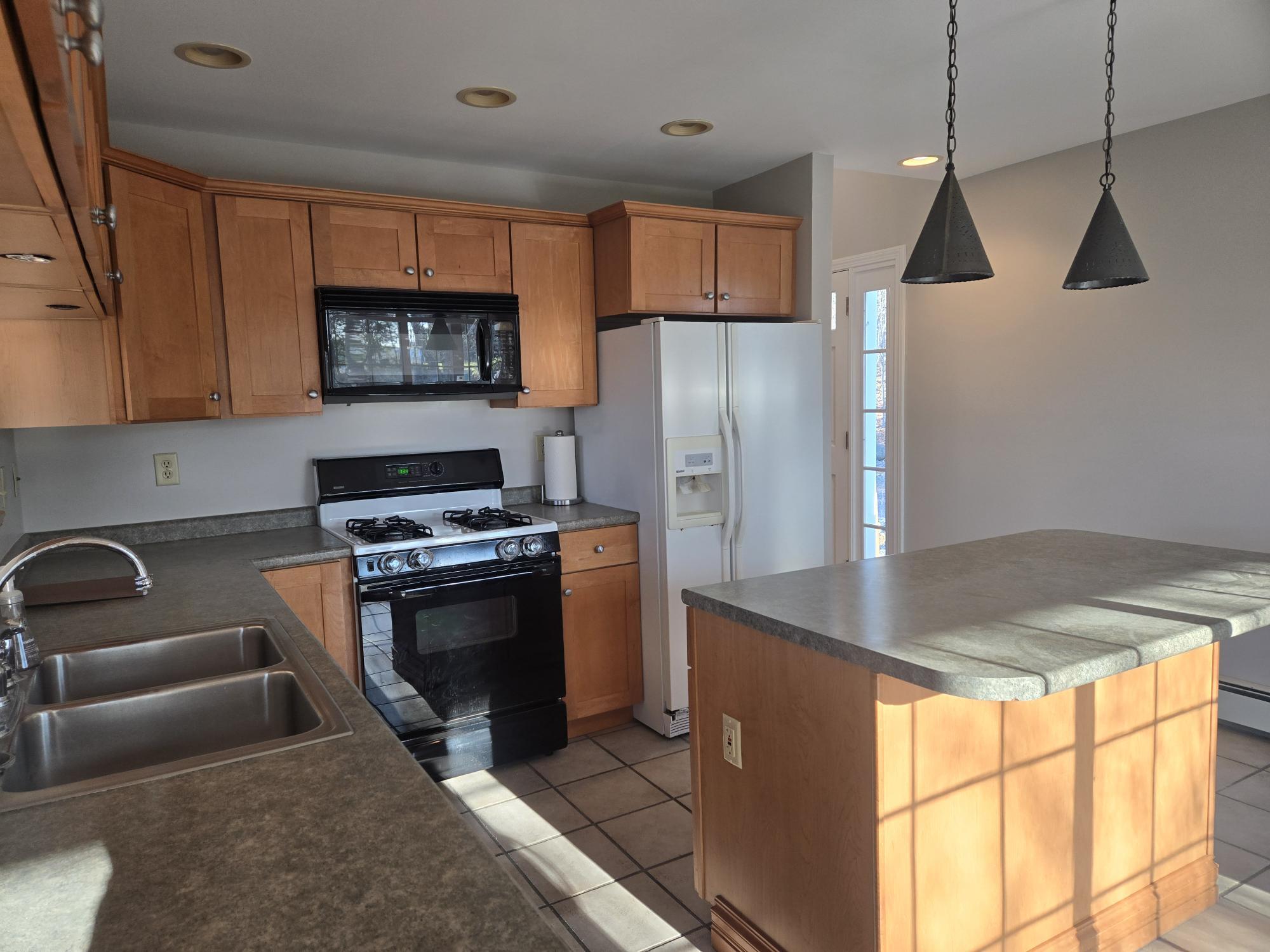 36 Lakeview Lane Harrison, ME 04040 - Photo 16 of 73 20260424_073540