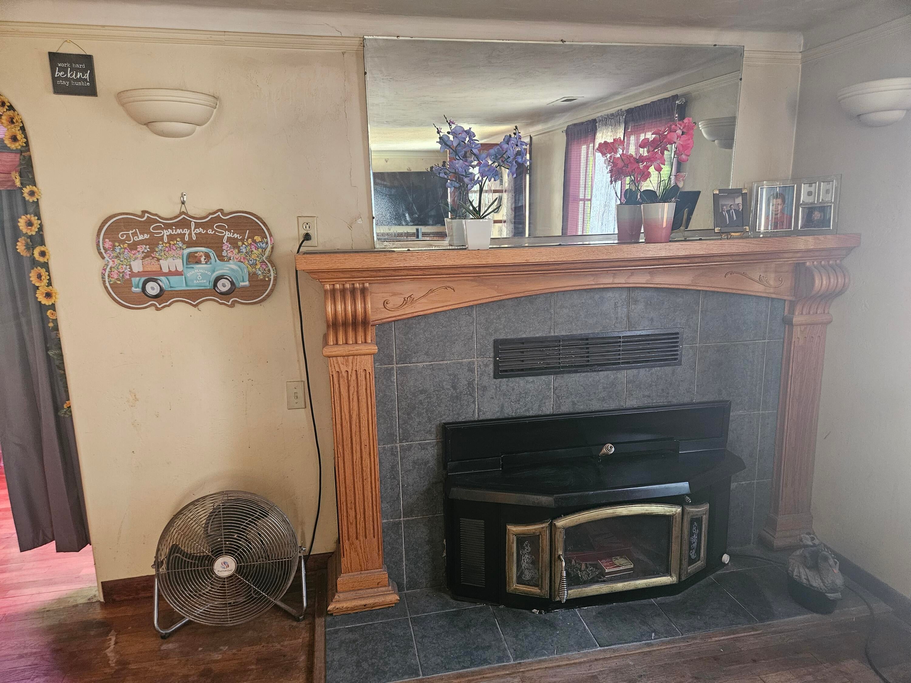 1255 Sweet Road Medford, OR 97501 - Photo 4 of 51 20240909_110728
