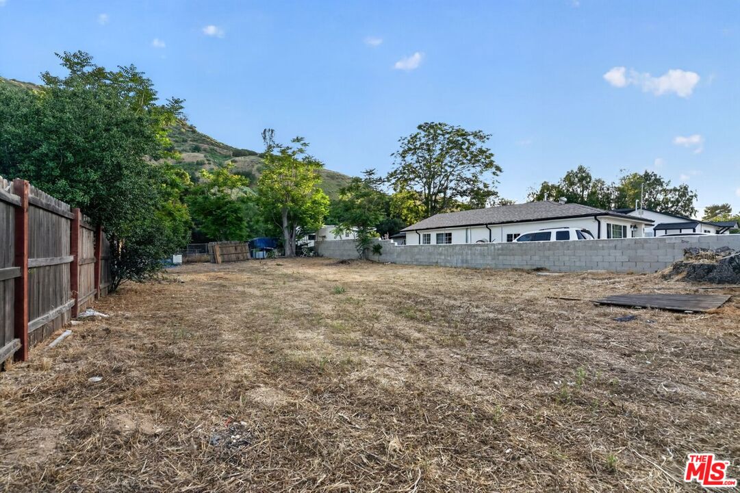 0 Castaic Road Castaic, CA 91384 - Photo 11 of 34 a view of a house with a yard