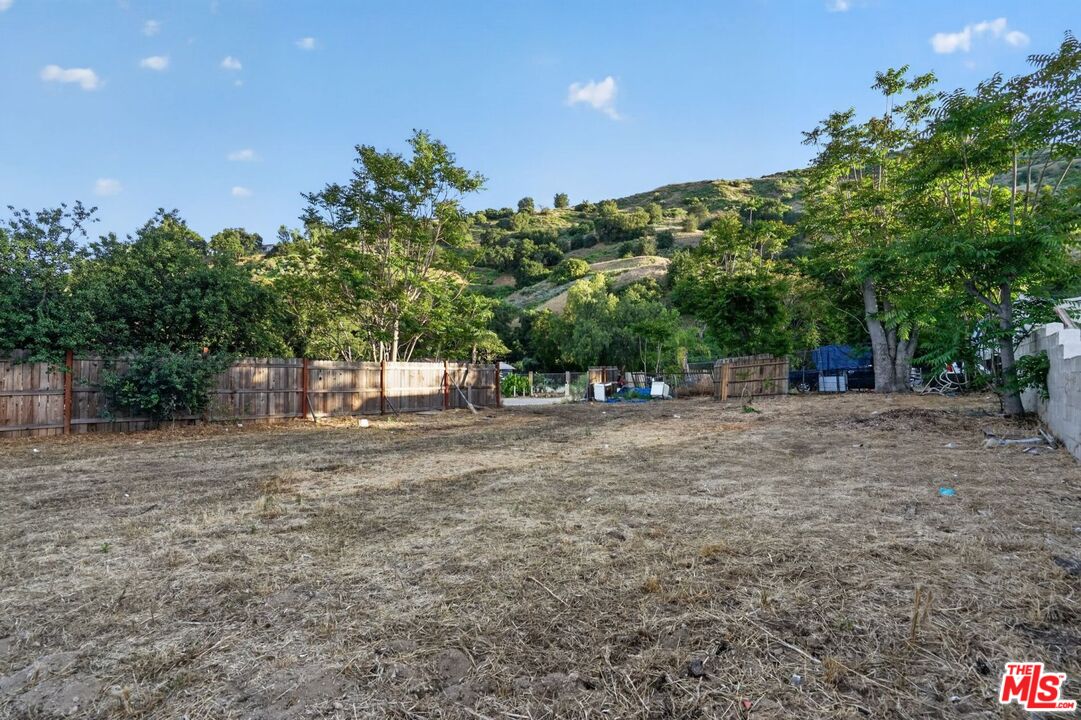 0 Castaic Road Castaic, CA 91384 - Photo 25 of 34 a view of outdoor space with trees