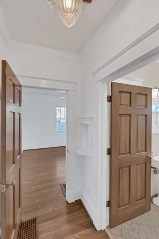 $2,400 | 2808 Belcourt Avenue, Nashville, TN 37212