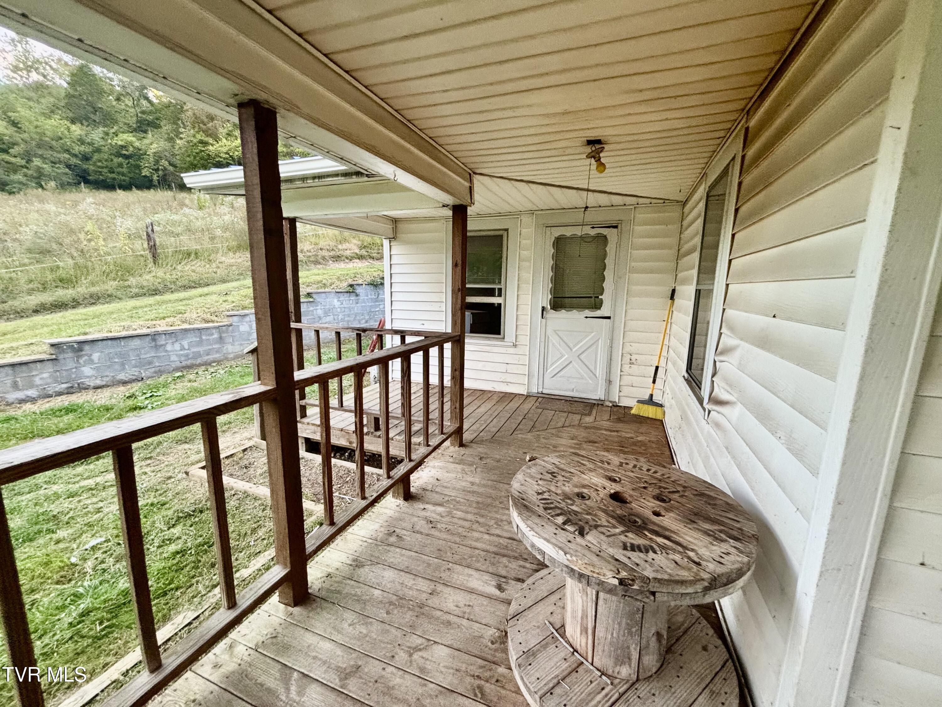 1625 Red Fletcher Road Jonesville, VA 24263 - Photo 12 of 27 IMG_3910