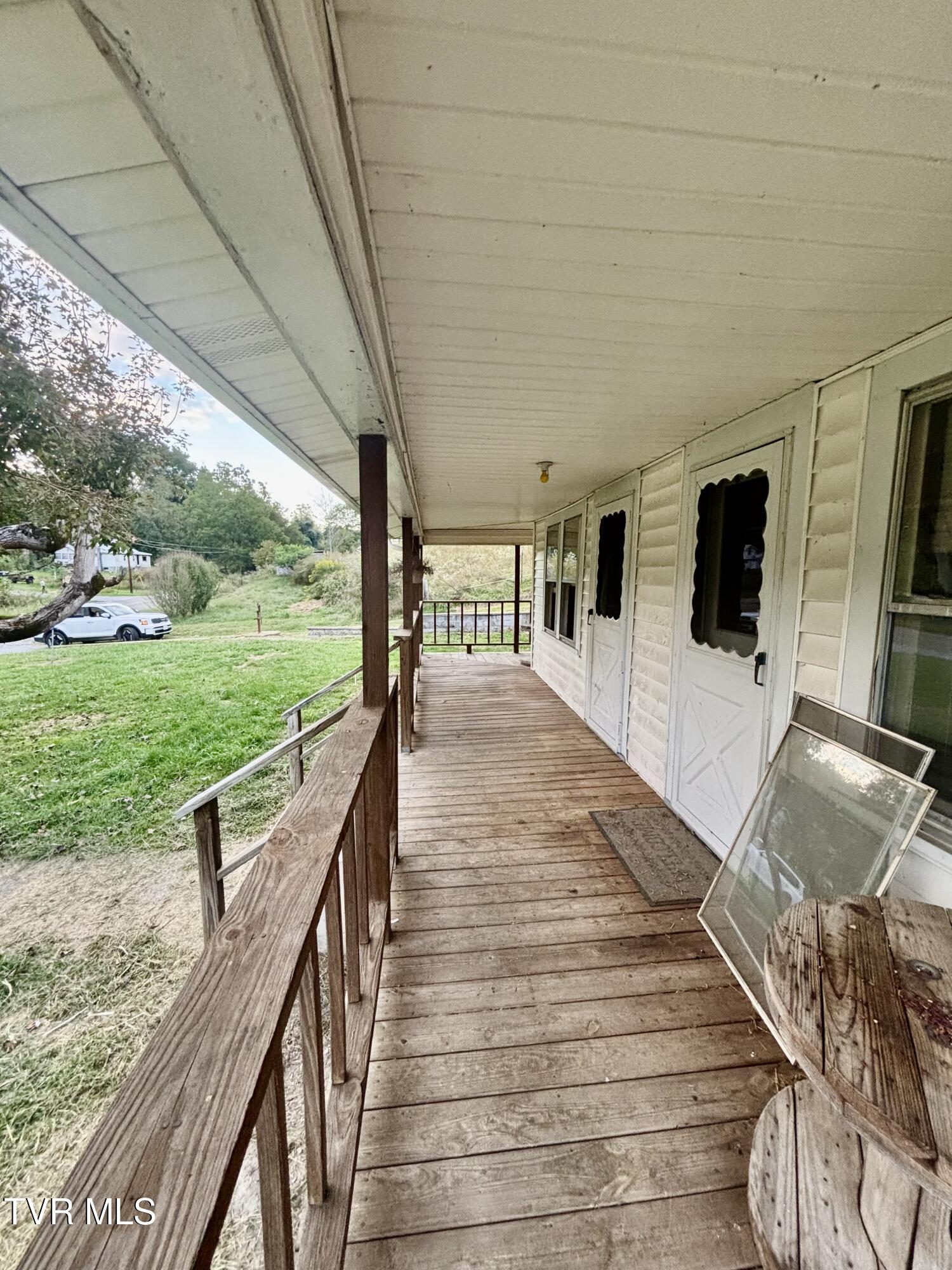1625 Red Fletcher Road Jonesville, VA 24263 - Photo 13 of 27 IMG_3909