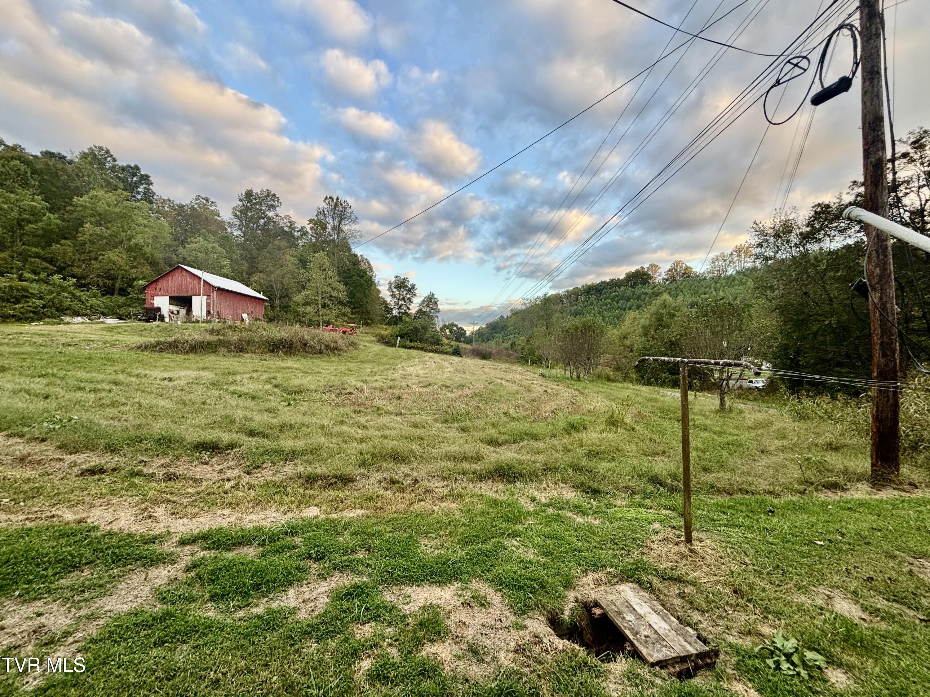 1625 Red Fletcher Road Jonesville, VA 24263 - Photo 14 of 27 IMG_3908