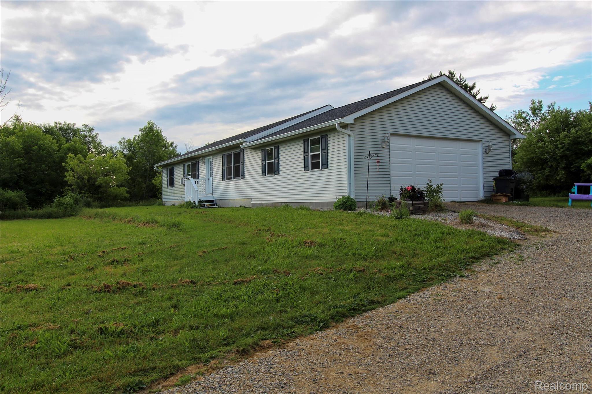 7412 Ross Road Almont, MI 48003 - Photo 41 of 44 West Side.jpg