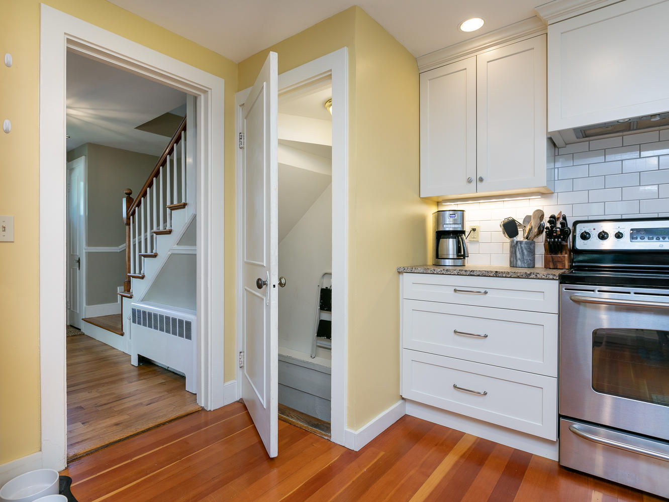 84 Parsons Road Portland, ME 04103 - Photo 32 of 43 84 Parsons Rd Portland ME-large-035-009-