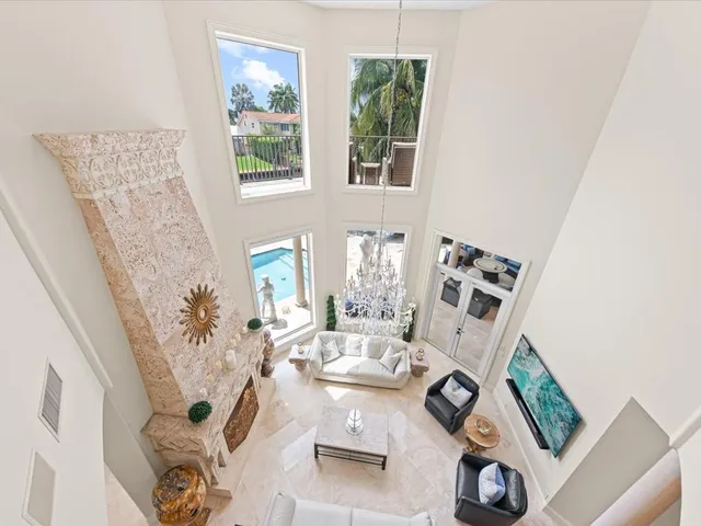$4,950,000 | 3030 Northeast 45th Street, Fort Lauderdale, FL 33308