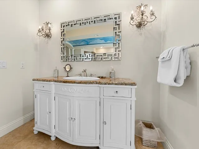 $4,950,000 | 3030 Northeast 45th Street, Fort Lauderdale, FL 33308