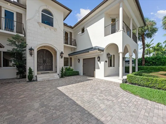 $4,950,000 | 3030 Northeast 45th Street, Fort Lauderdale, FL 33308