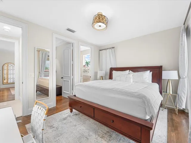 $4,950,000 | 3030 Northeast 45th Street, Fort Lauderdale, FL 33308