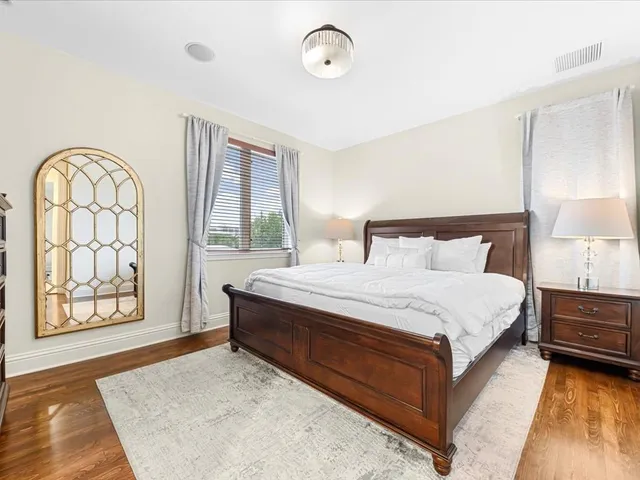 $4,950,000 | 3030 Northeast 45th Street, Fort Lauderdale, FL 33308