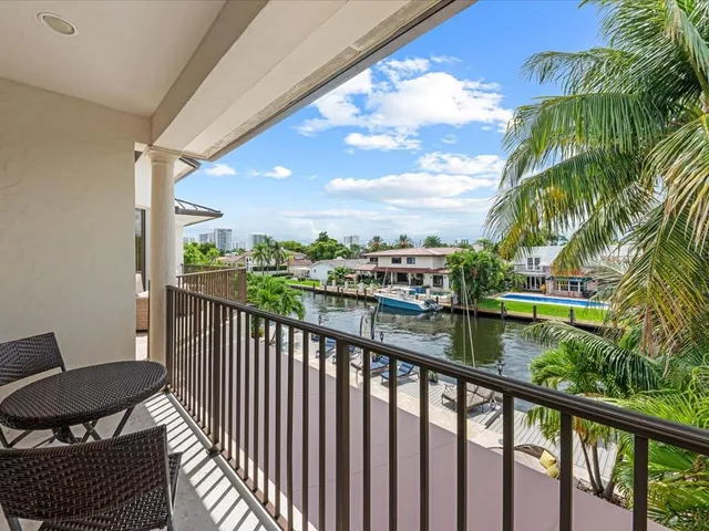 $4,950,000 | 3030 Northeast 45th Street, Fort Lauderdale, FL 33308