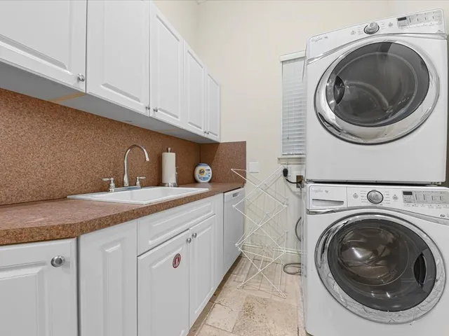 $4,950,000 | 3030 Northeast 45th Street, Fort Lauderdale, FL 33308