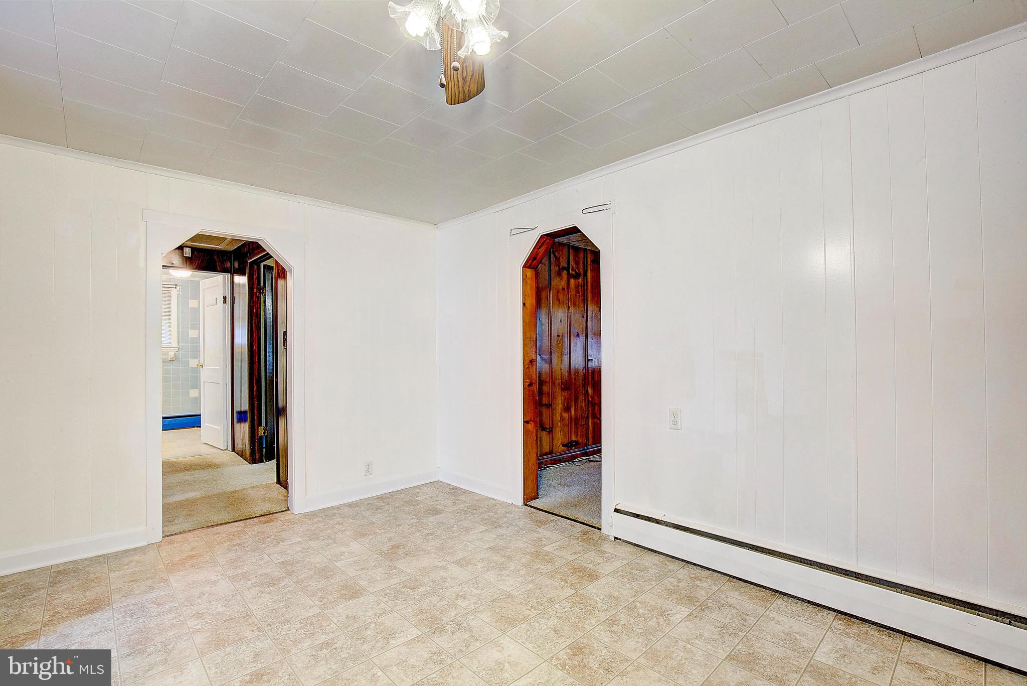 609 Powhatan Beach Road Pasadena, MD 21122 - Photo 11 of 48 Gallery Image 11