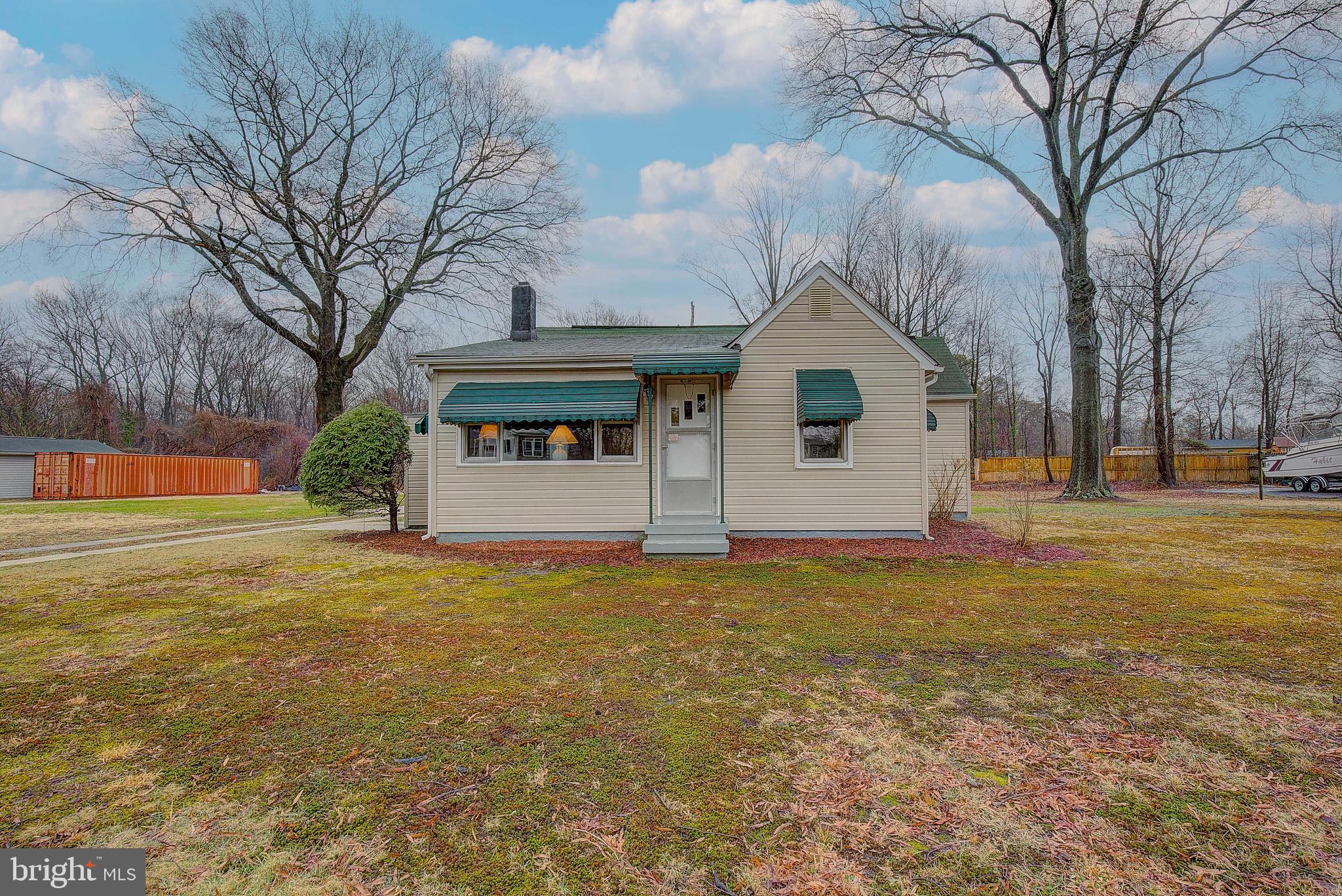 609 Powhatan Beach Road Pasadena, MD 21122 - Photo 2 of 48 Gallery Image 2