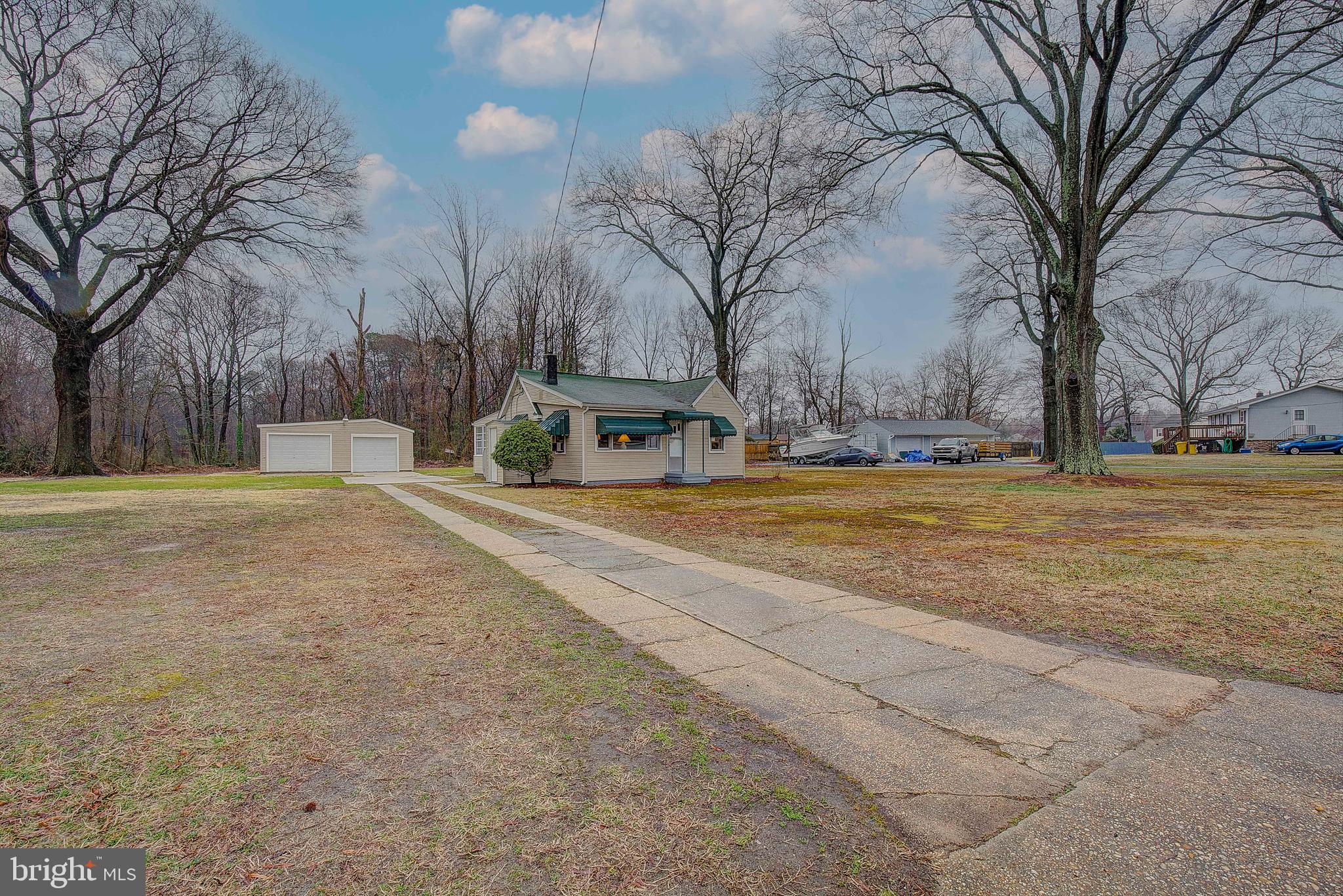 609 Powhatan Beach Road Pasadena, MD 21122 - Photo 6 of 48 Gallery Image 6
