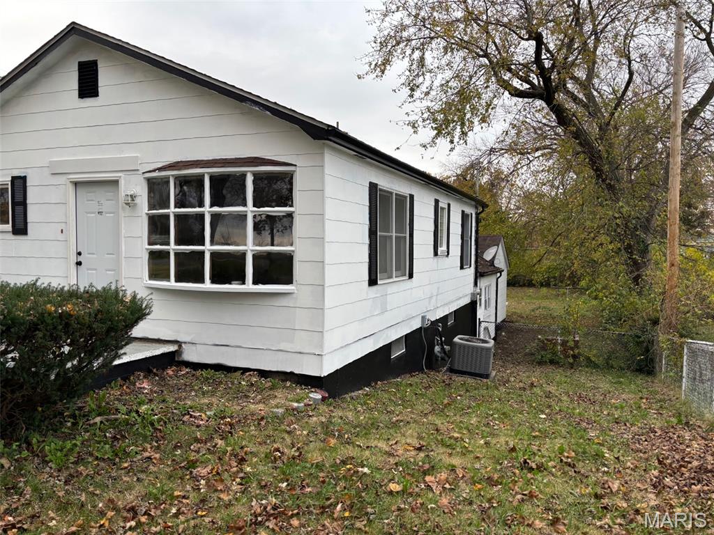 1301 Upper Cahokia Road Cahokia, IL 62206 - Photo 4 of 4