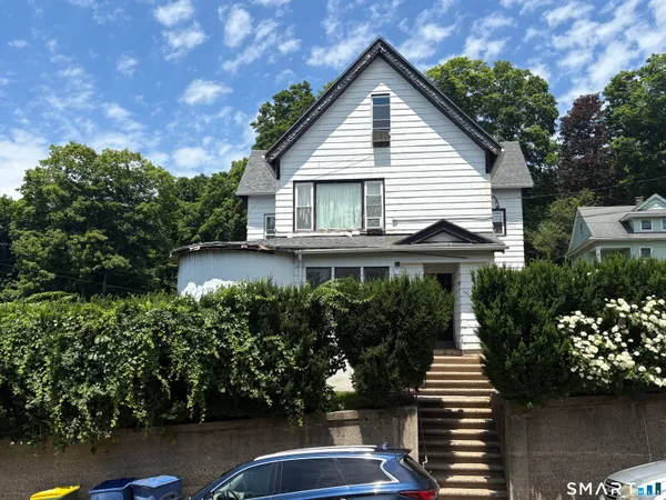 $1,850 | 57 Wheeler Street, Waterbury, CT 06704