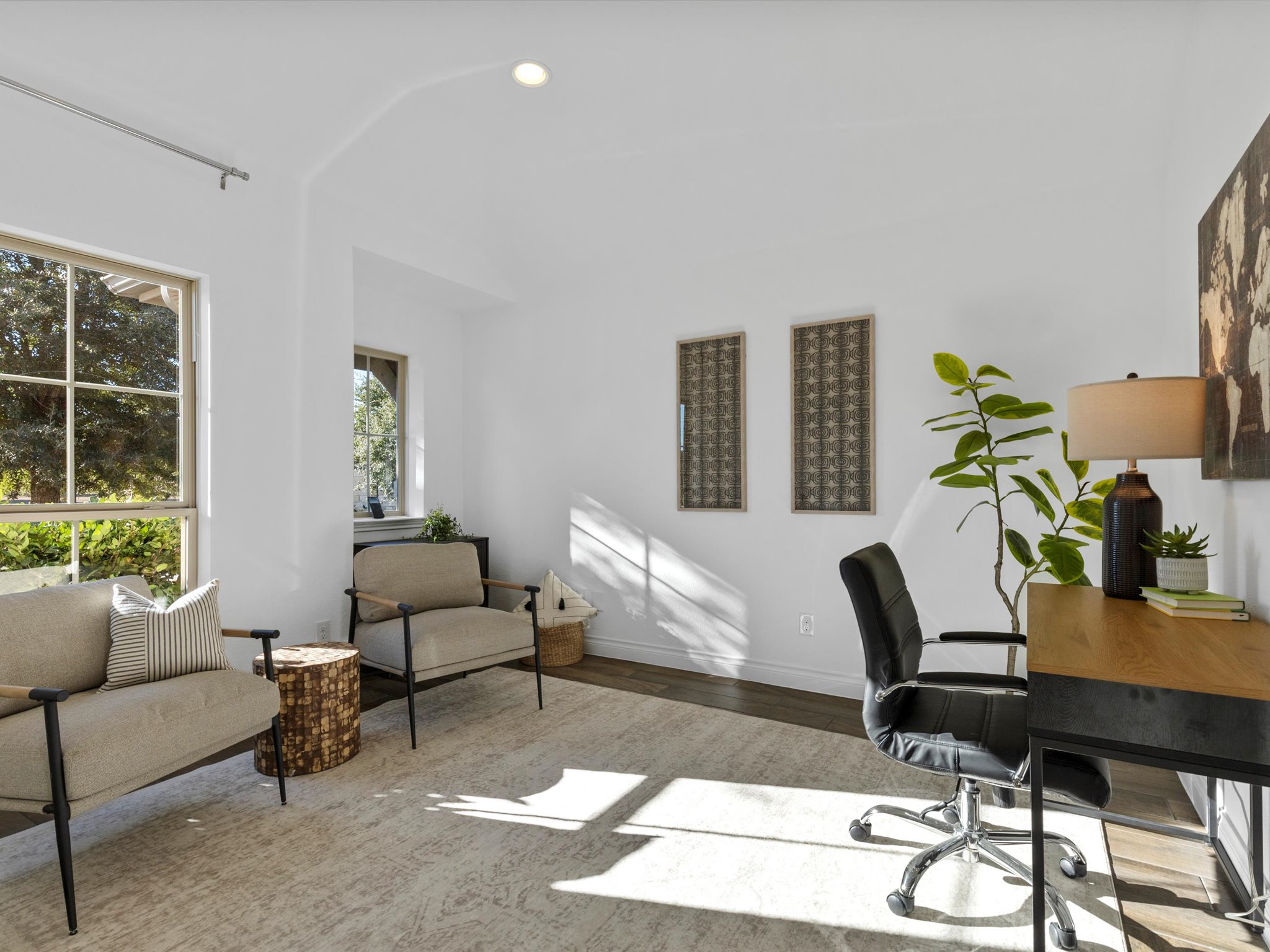 1009 Deer Rim Road Leander, TX 78641 - Photo 19 of 40 This extra spacious home office is perfect for the remote worker or for creating a bonus retreat space.