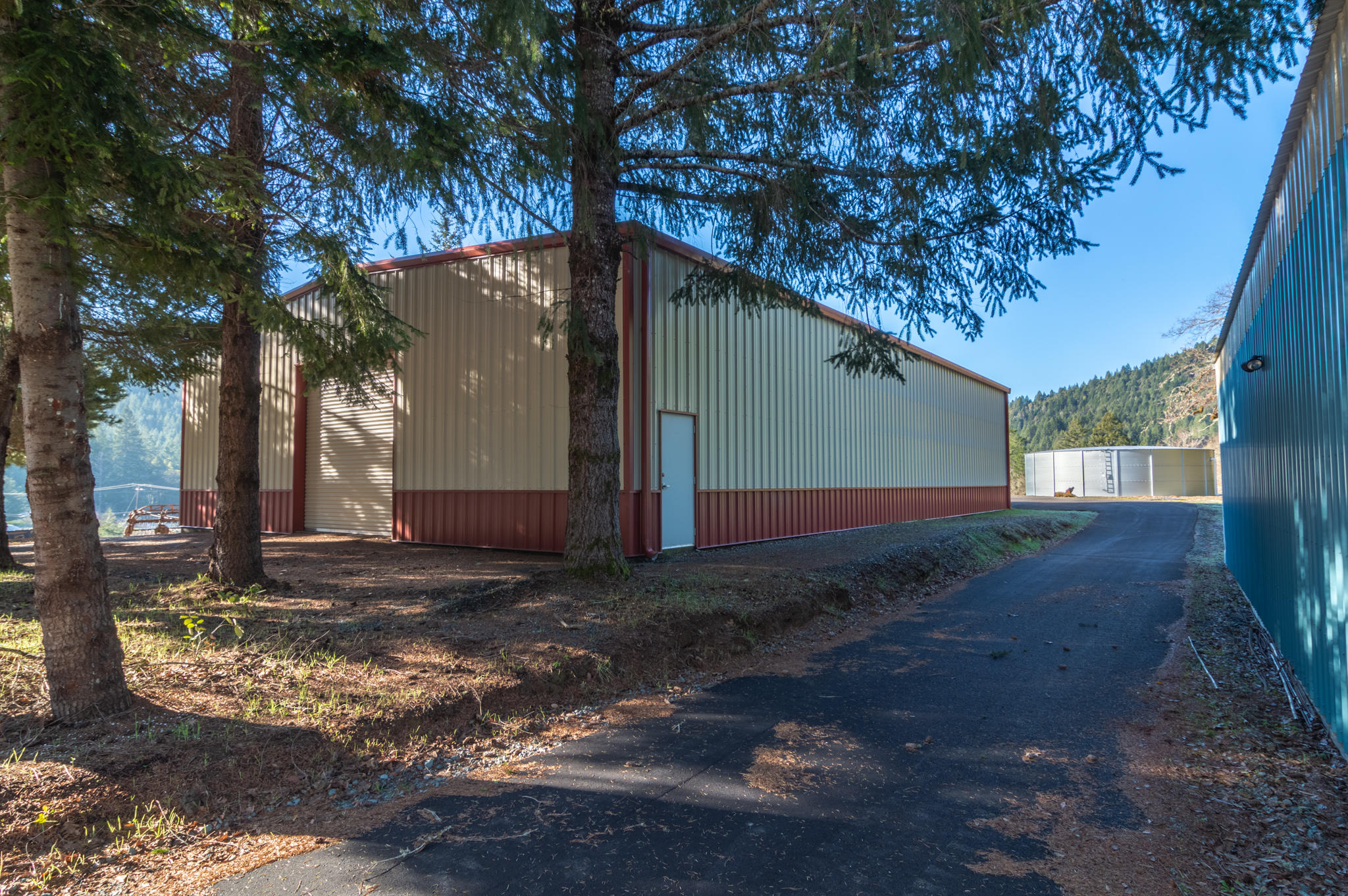 282 Thomas Road Miranda, CA 95553 - Photo 28 of 35 DSC_0505-HDR