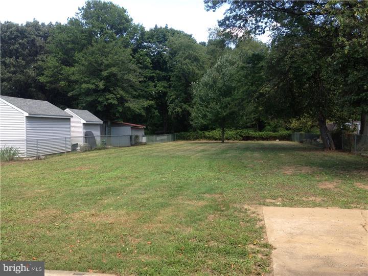 439 North Forklanding Road Maple Shade, NJ 08052 - Photo 3 of 15 Back Yard