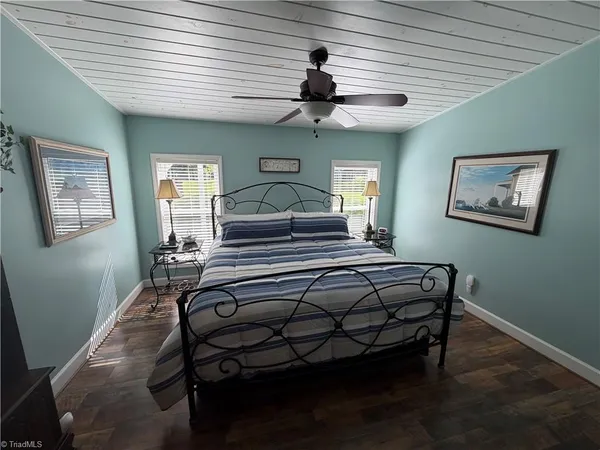 $425,000 | 921 North Franklin Road, Mount Airy, NC 27030