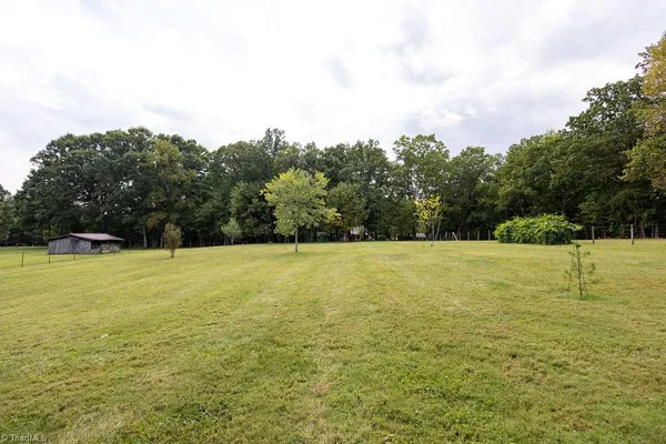 $425,000 | 921 North Franklin Road, Mount Airy, NC 27030