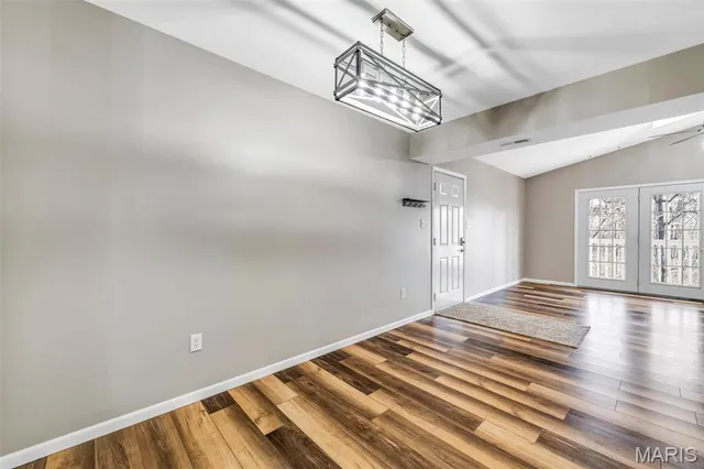 $164,900 | 1408 Summertree Springs Avenue, Unit L, Valley Park, MO 63088