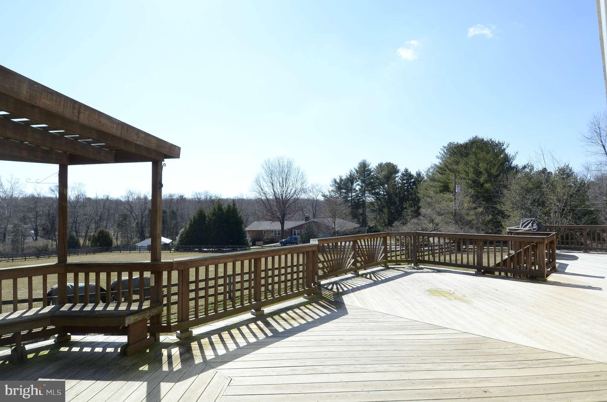 10501 Wickens Road Vienna, VA 22181 - Photo 24 of 30 Spacious Deck Great for Entertaining