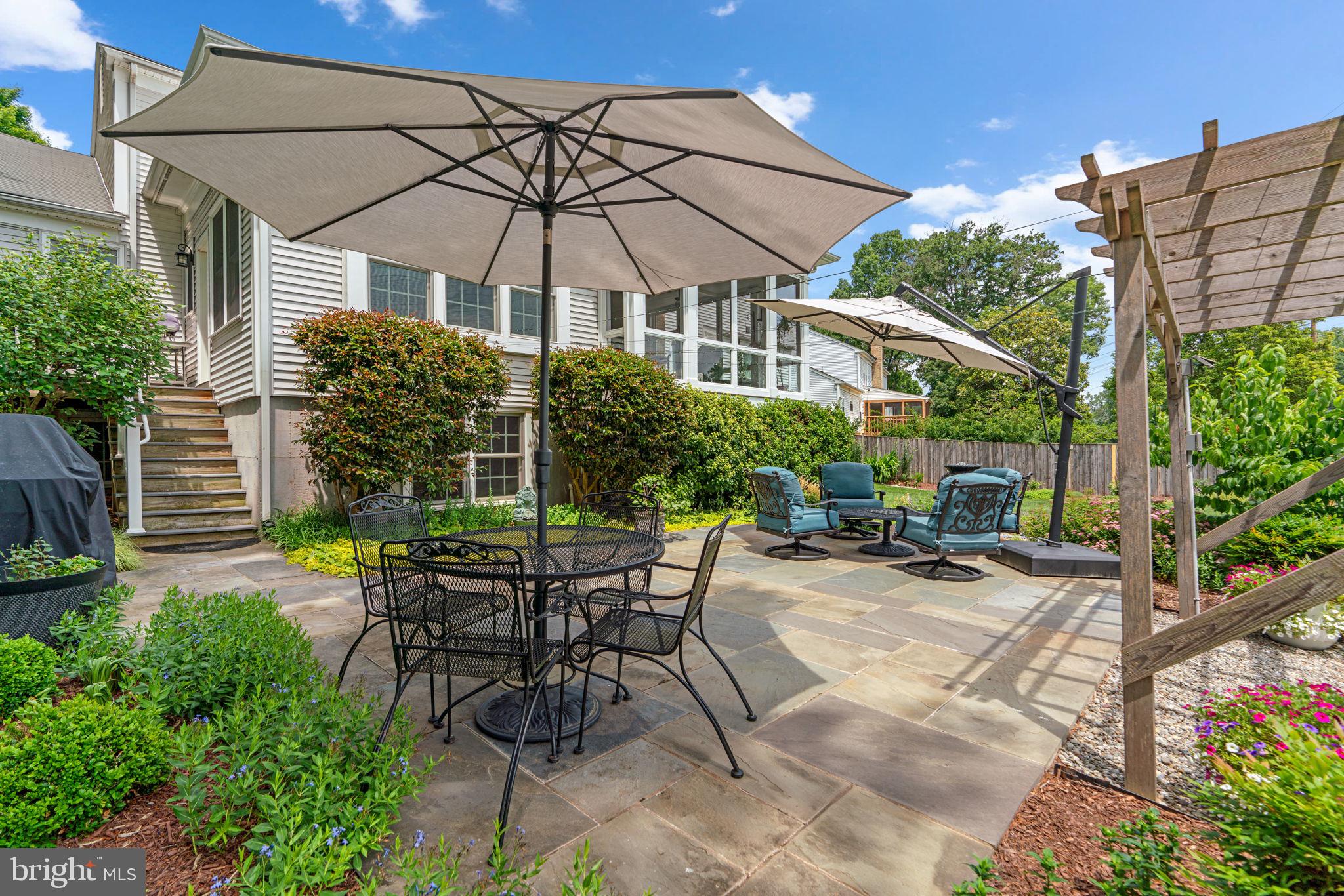 17605 Goose Creek Road Olney, MD 20832 - Photo 3 of 59