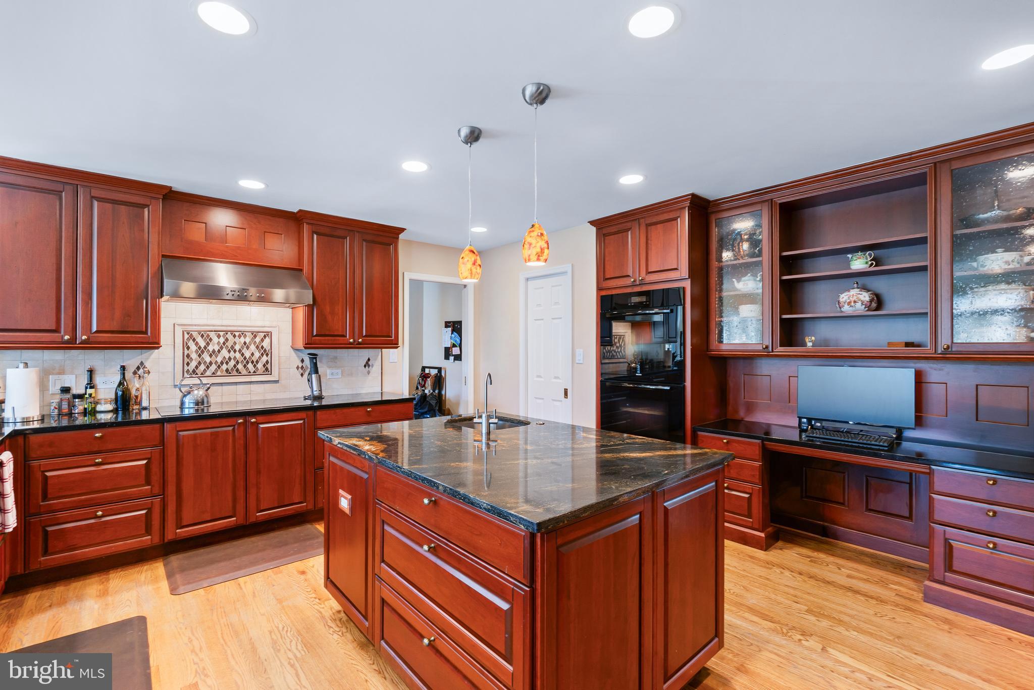 17605 Goose Creek Road Olney, MD 20832 - Photo 10 of 58