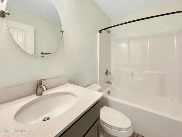 $349,900 | 519 Millbrooke Circle, Elizabeth City, NC 27909