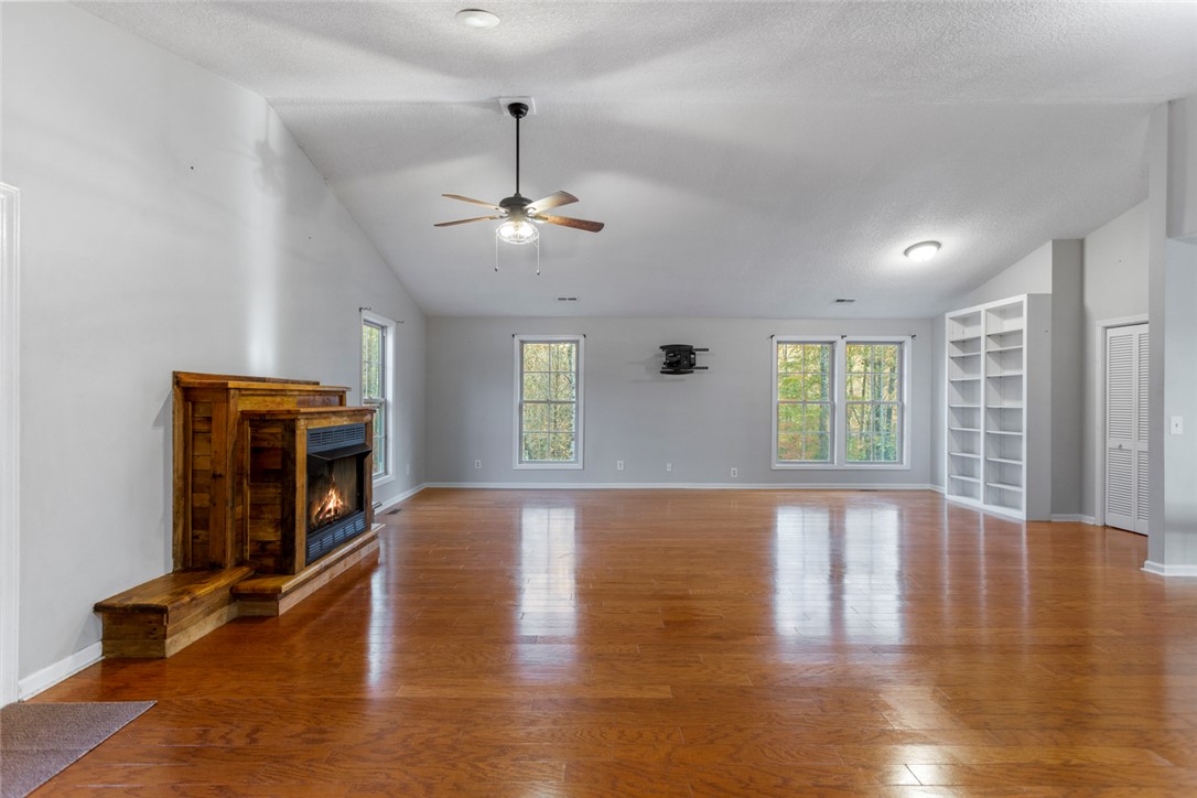 133 Cane Creek Road Walhalla, SC 29691 - Photo 11 of 49 Gallery Image 11
